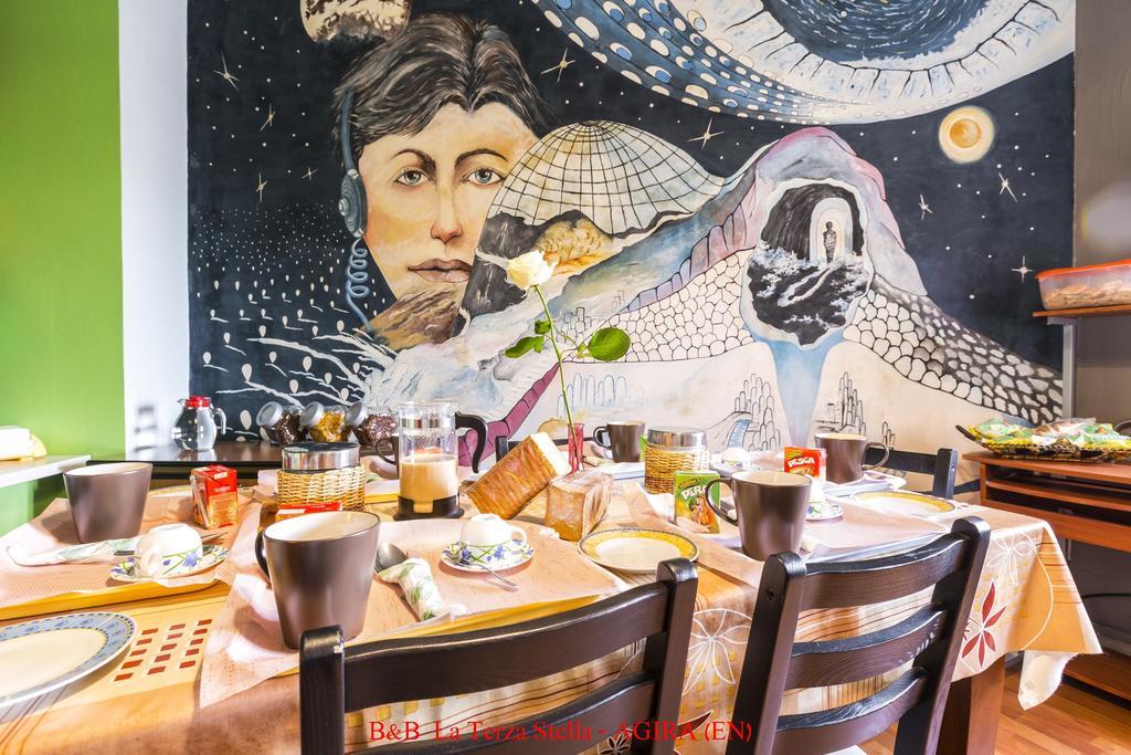Casa Albergo La Terza Stella Agira Ngoại thất bức ảnh