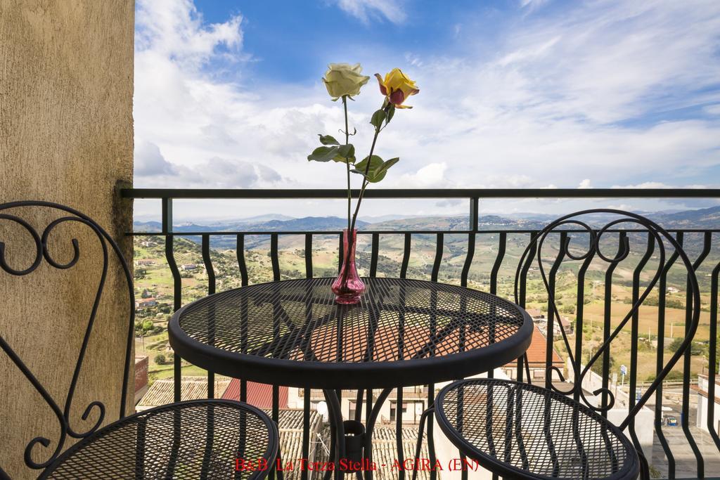 Casa Albergo La Terza Stella Agira Ngoại thất bức ảnh