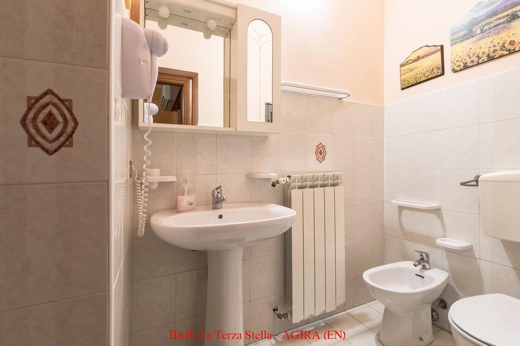 Casa Albergo La Terza Stella Agira Ngoại thất bức ảnh